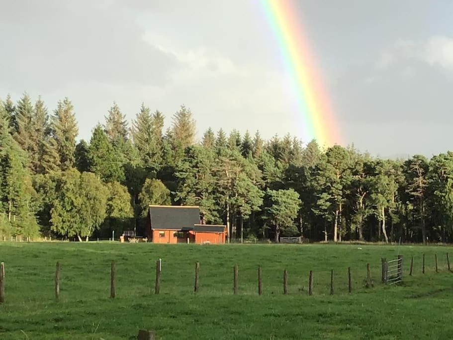 Norwegian Log Cabin The Roe Deer -Sauna & Hot Tub Keith Exterior photo