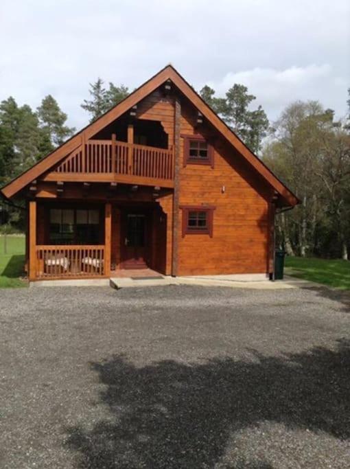 Norwegian Log Cabin The Roe Deer -Sauna & Hot Tub Keith Exterior photo