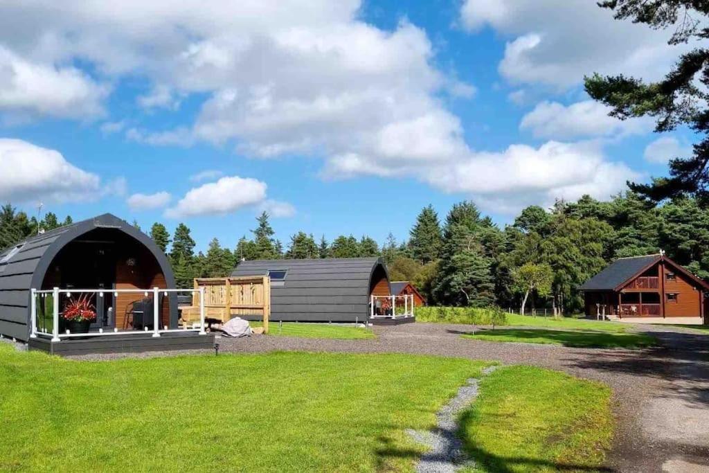 Norwegian Log Cabin The Roe Deer -Sauna & Hot Tub Keith Exterior photo